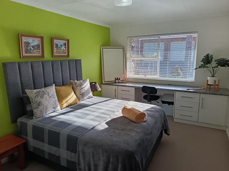 3 Bedroom Property for Sale in Hartenbos Western Cape